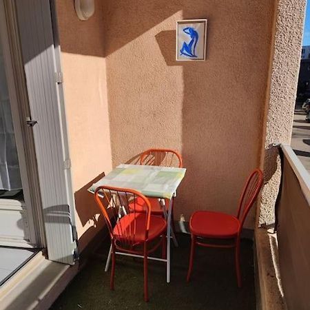Charmant 2 Pieces A Aubenas 2Etoiles Apartment Exterior foto