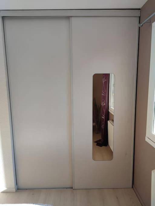 Charmant 2 Pieces A Aubenas 2Etoiles Apartment Exterior foto