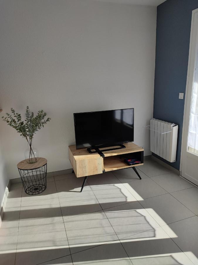Charmant 2 Pieces A Aubenas 2Etoiles Apartment Exterior foto